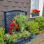 Modernes 5 , 6 Und 7 In *