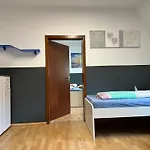 Apartment Modernes 5 , 6 Und 7 In