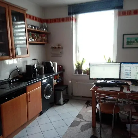 Apartment Modernes 5 , 6 Und 7 In *