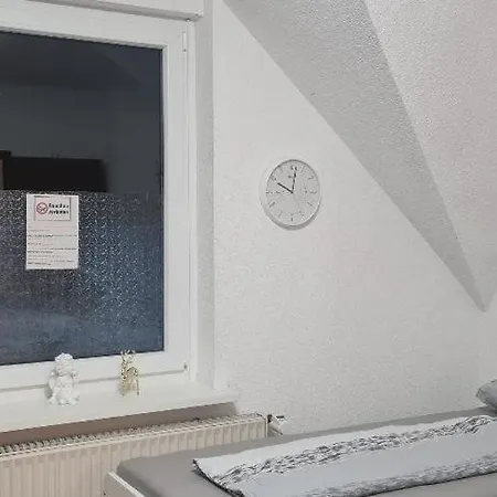 Modernes 5 , 6 Und 7 In *
