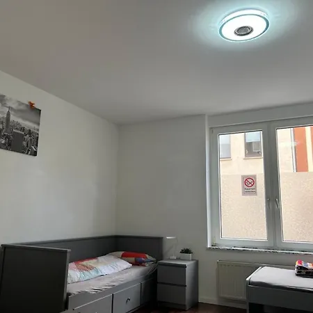 Apartment Modernes 5 , 6 Und 7 In *