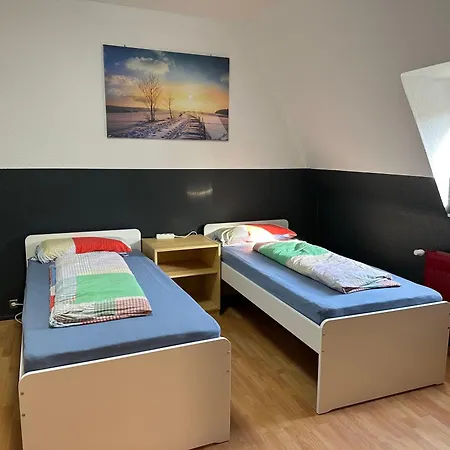 Modernes 5 , 6 Und 7 In Apartment *