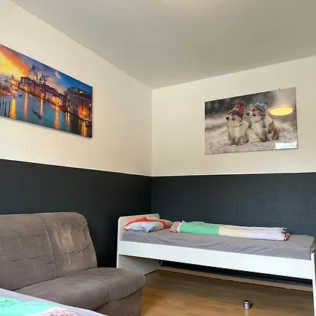 Modernes 5 , 6 Und 7 In *
