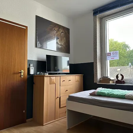 Modernes 5 , 6 Und 7 In Apartment *