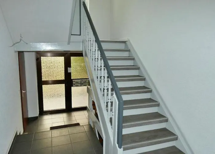 Modernes 5 , 6 Und 7 In * Bochum