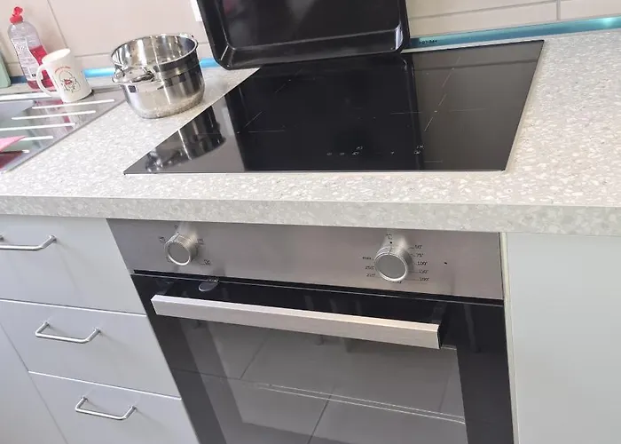 Modernes 5 , 6 Und 7 In Apartamento