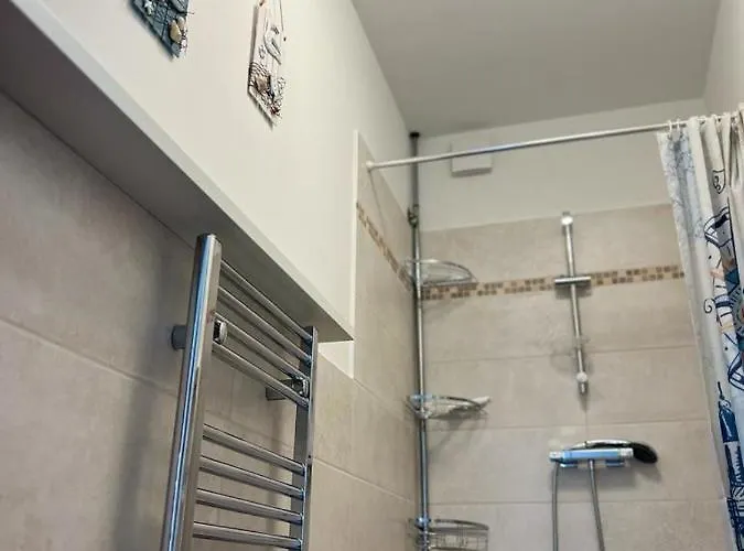 Modernes 5 , 6 Und 7 In Apartamento