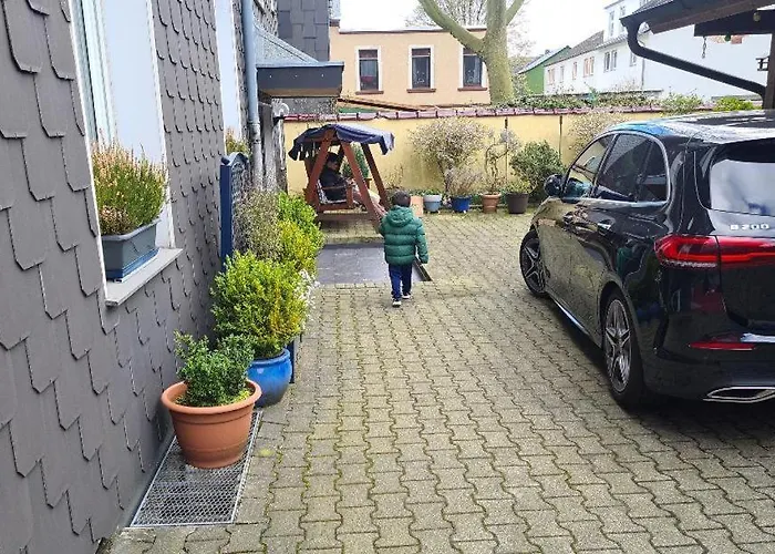 Modernes 5 , 6 Und 7 In Bochum