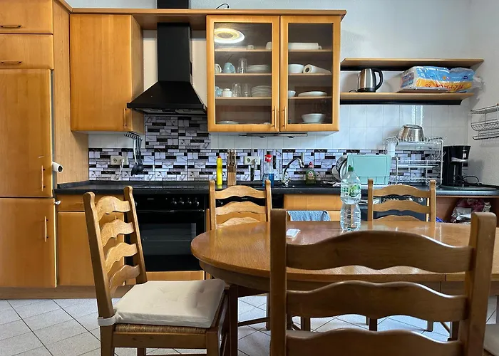 Modernes 5 , 6 Und 7 In *